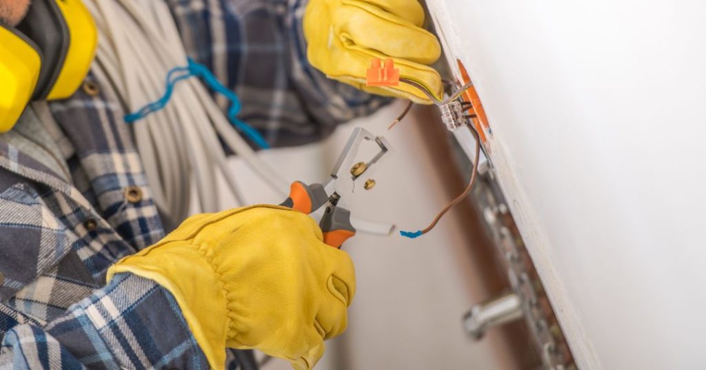 Consertos e manutenções elétricas em Volta Redonda